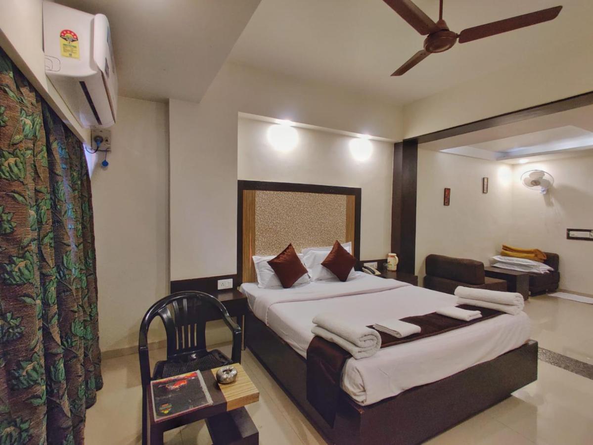 Hotel Ashwin Igatpuri, Pure Veg & Jain Food Exterior photo