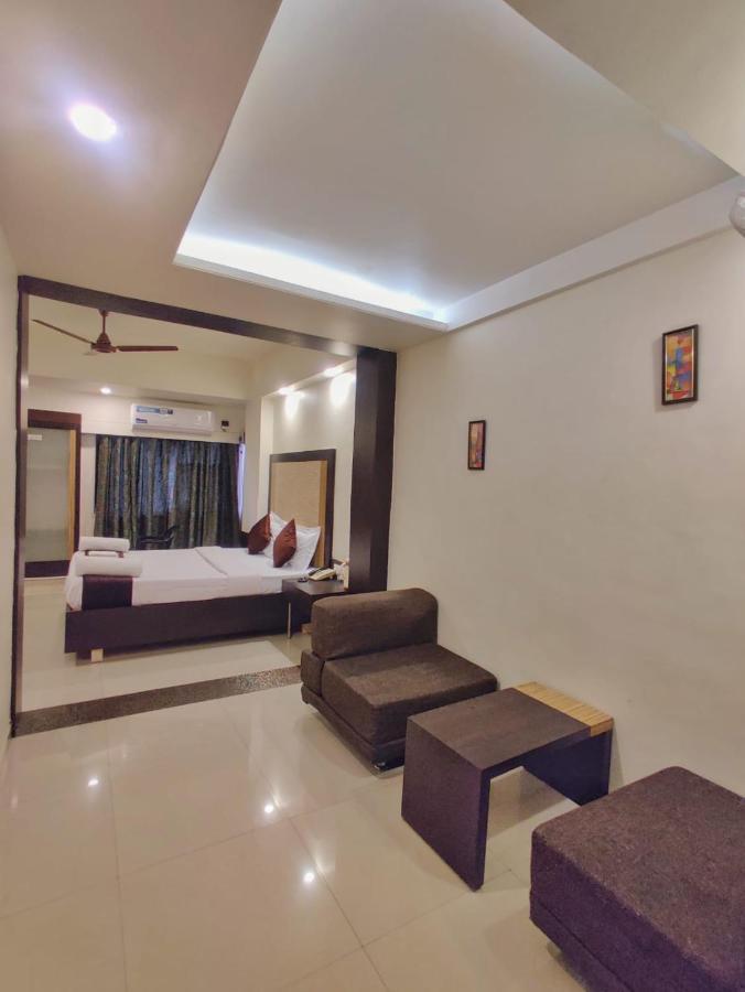 Hotel Ashwin Igatpuri, Pure Veg & Jain Food Exterior photo