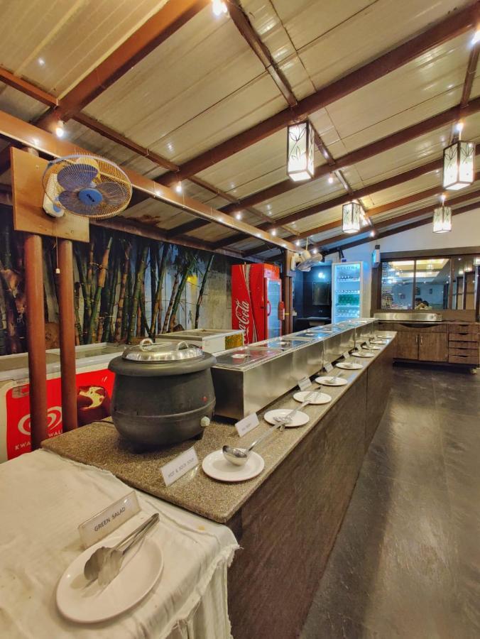 Hotel Ashwin Igatpuri, Pure Veg & Jain Food Exterior photo
