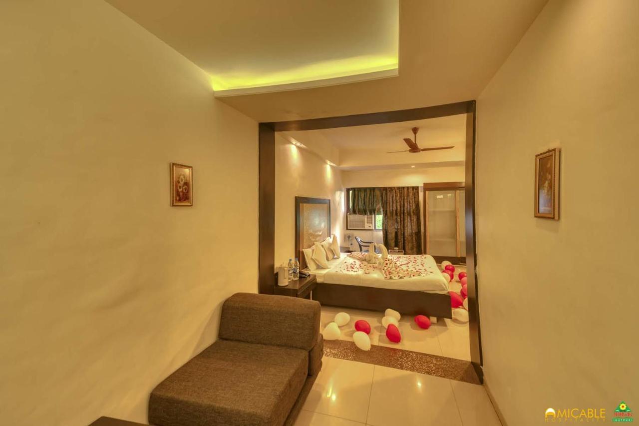 Hotel Ashwin Igatpuri, Pure Veg & Jain Food Exterior photo